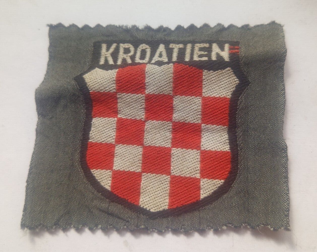 Original German Ww 2 - Volunteer Patch - Kroatien - Bevo Type
