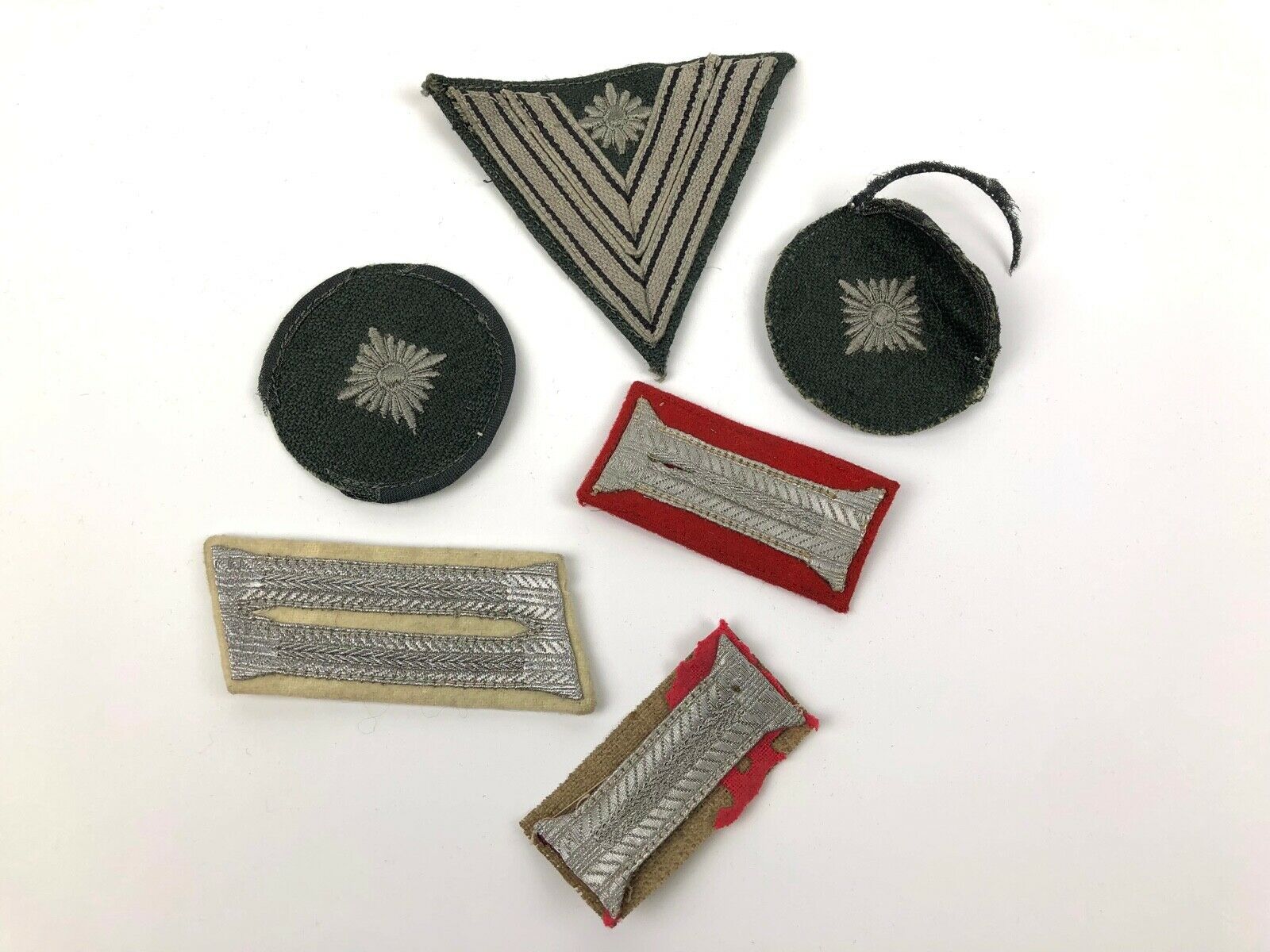 Nice Original Ww2 Wwii German Cloth Insignia Grouping Hbt Patches Collar Tabs